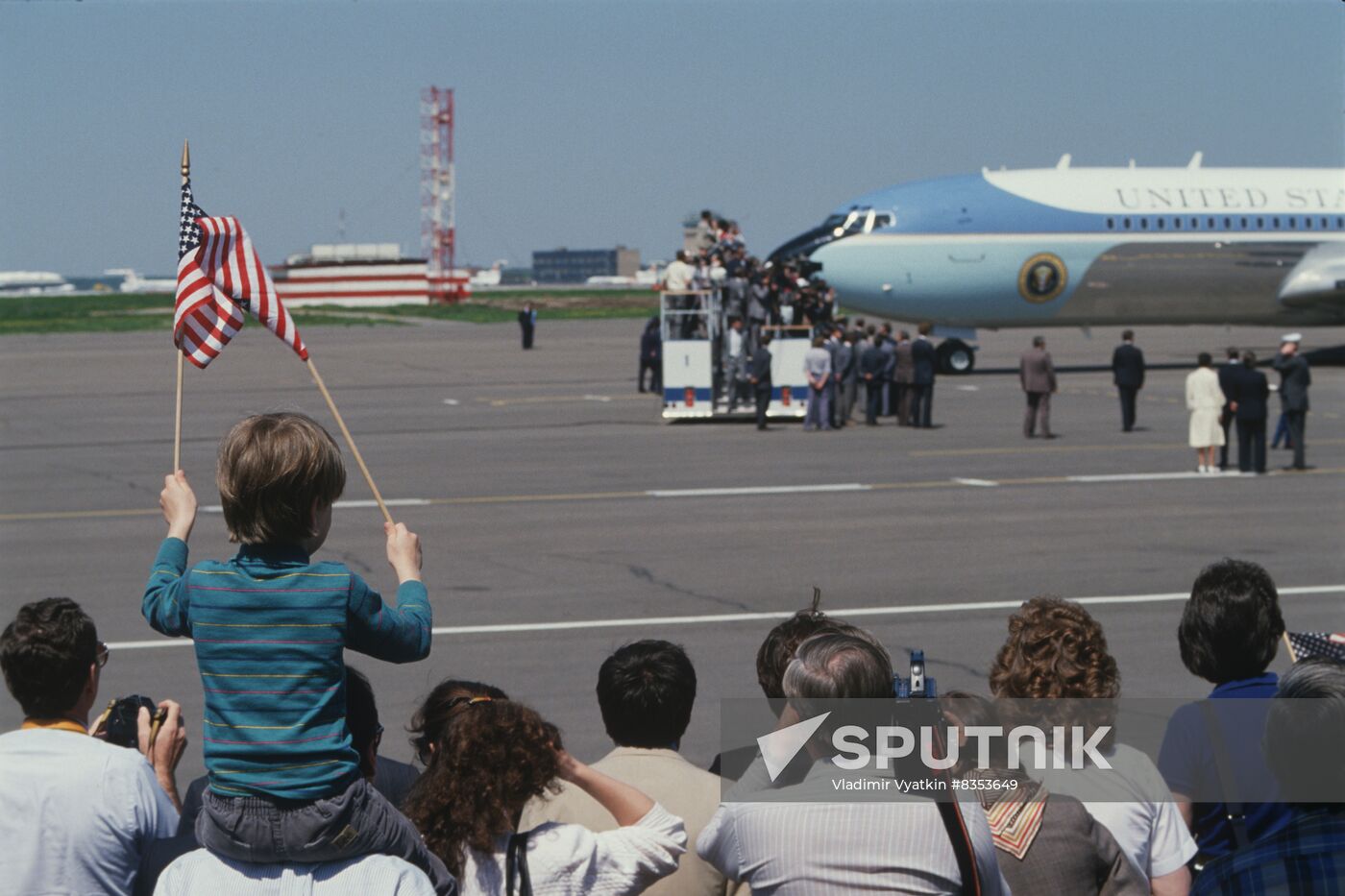 US delegation visits USSR