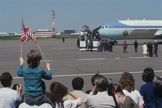 US delegation visits USSR