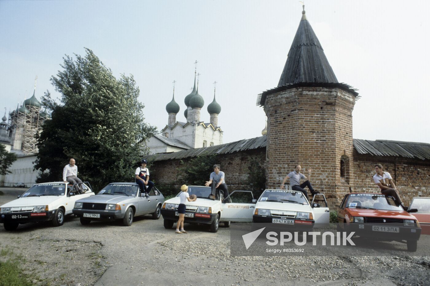 International motor rally via Russian Golden Ring