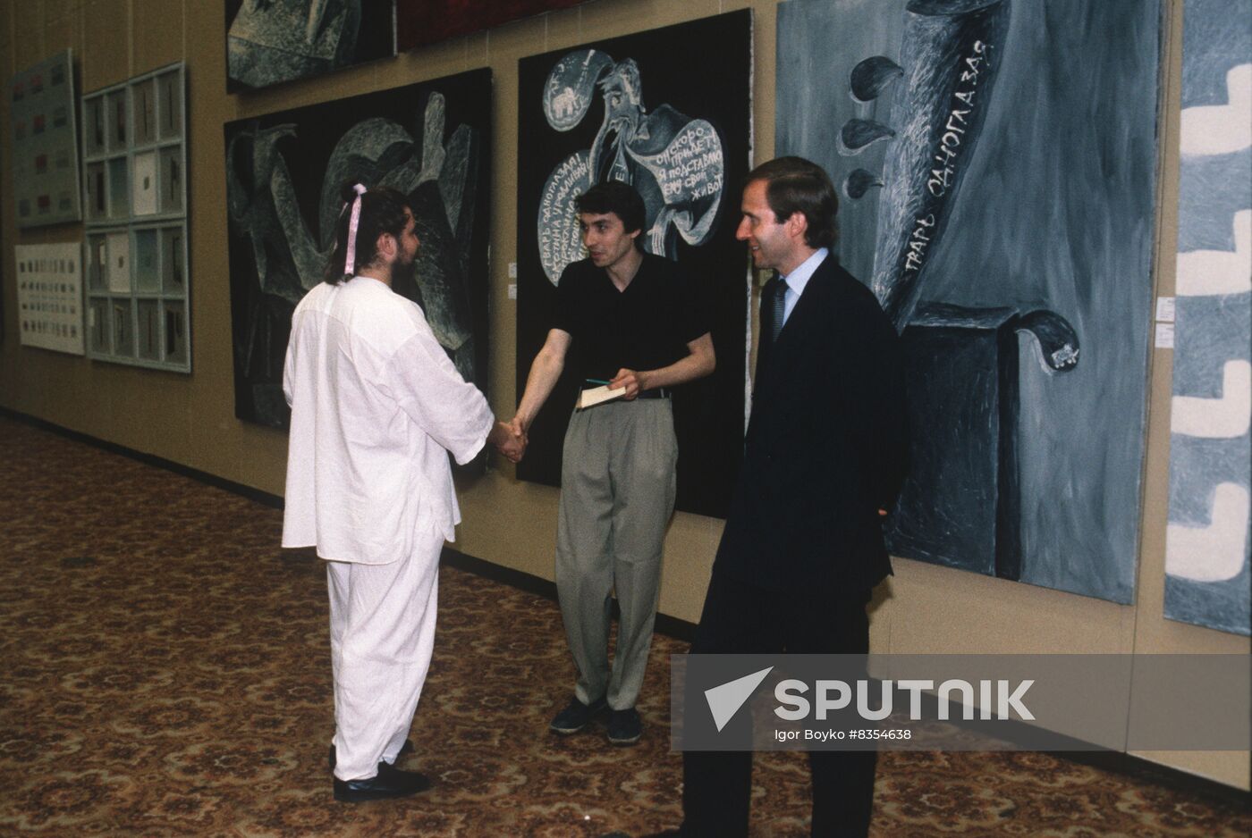 First international auction of Soviet art