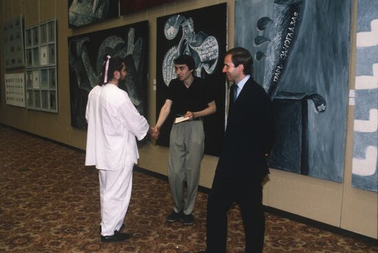 First international auction of Soviet art
