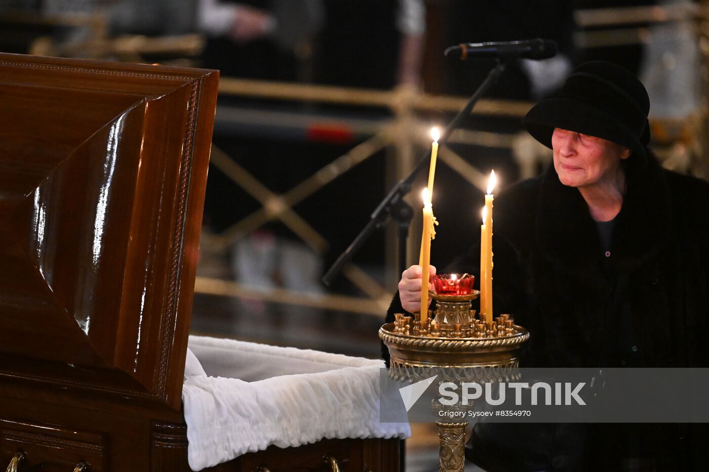 Russia Actress Churikova Death