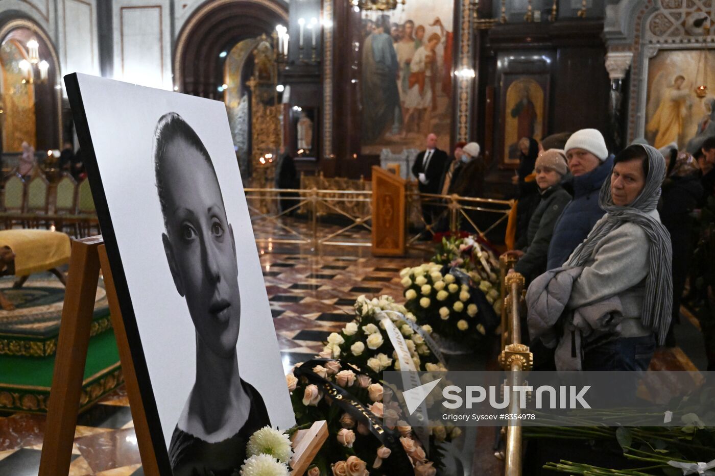 Russia Actress Churikova Death