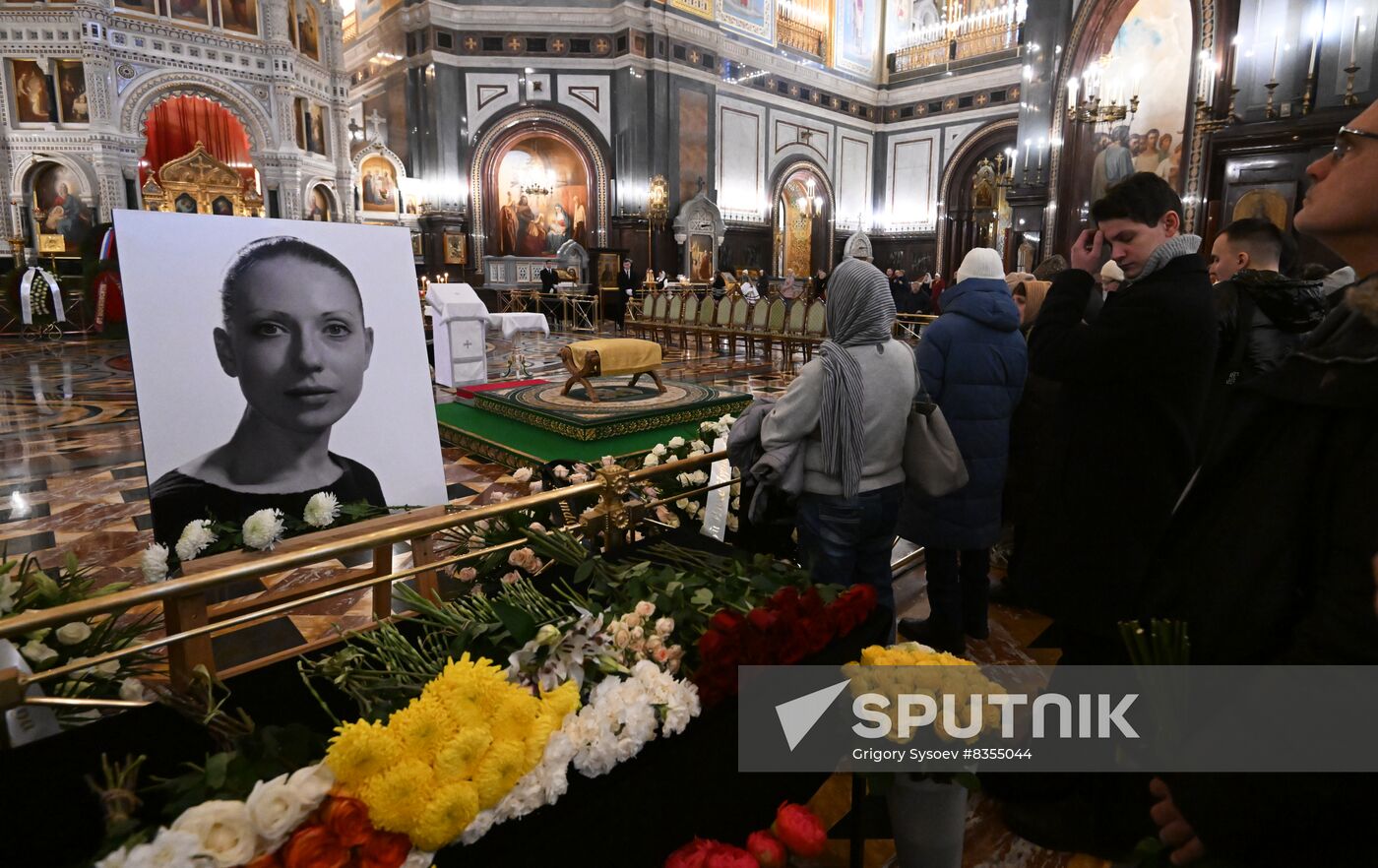Russia Actress Churikova Death