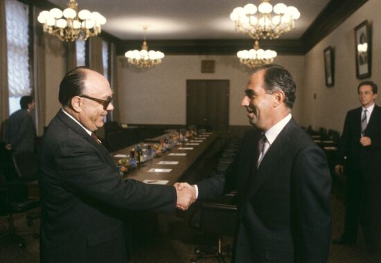 Delegation of Spanish Parliament visits USSR
