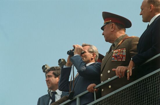 US Secretary of Defense Frank Carlucci visits USSR