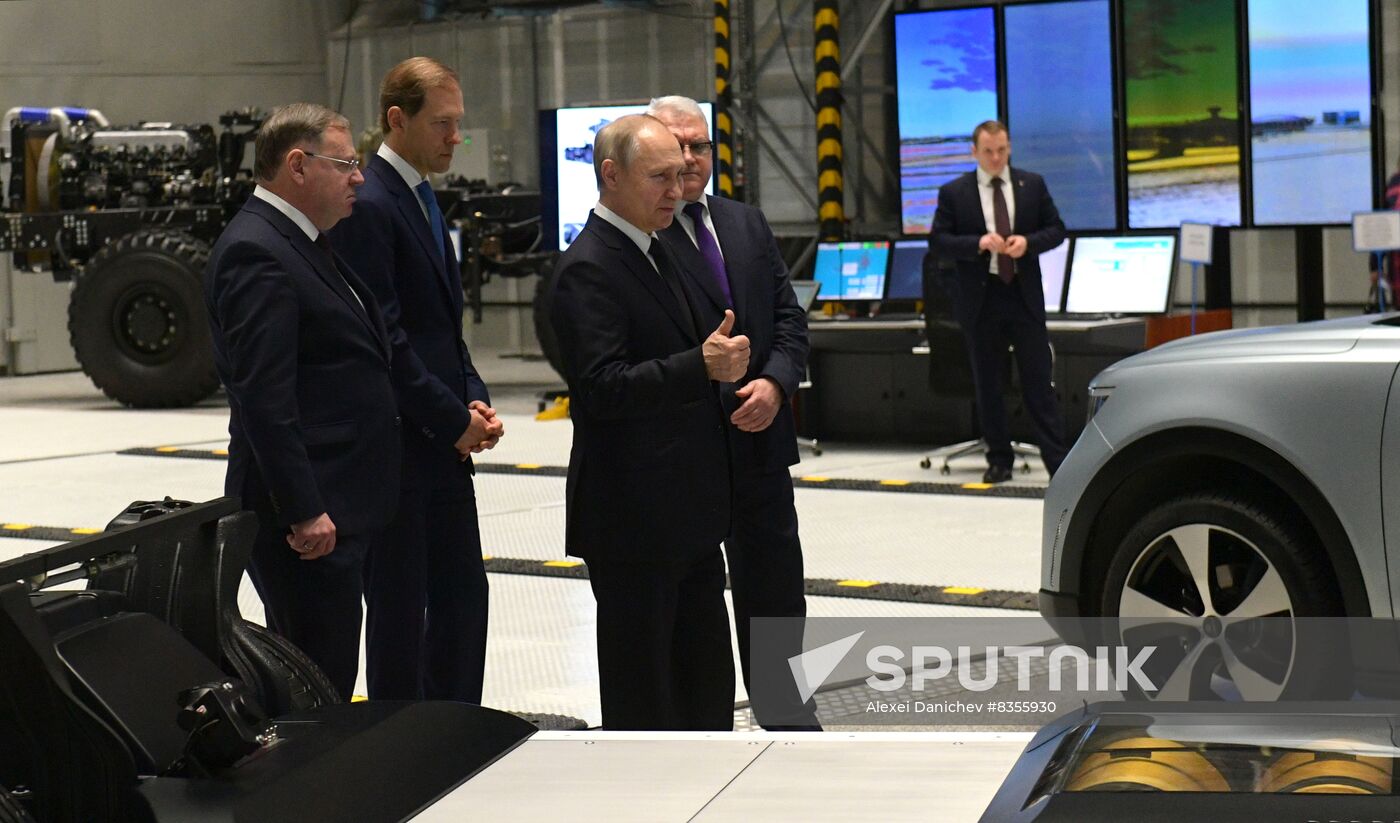 Russia WWII Leningrad Siege Breakthrough Anniversary