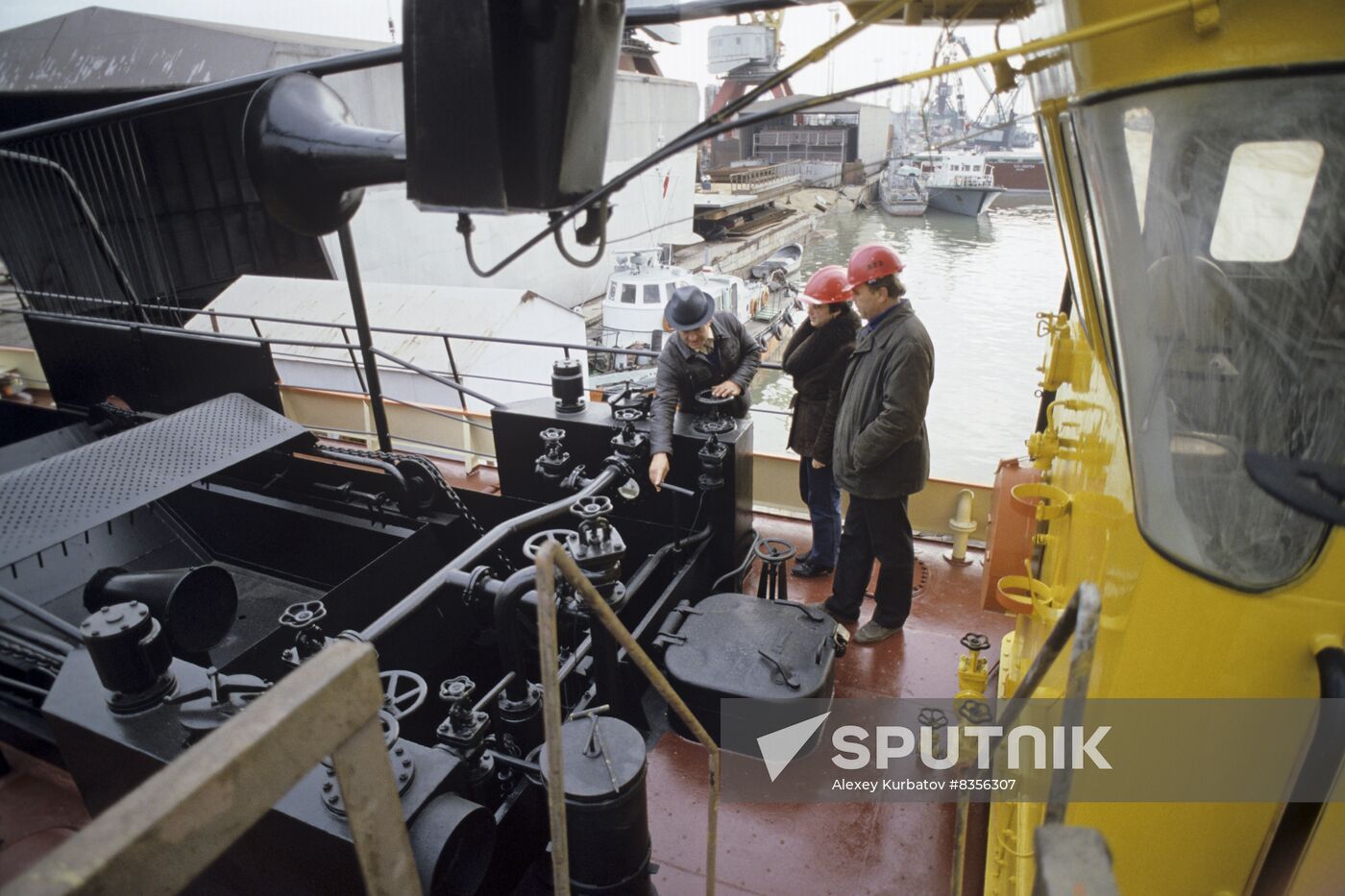 Oil and waste skimmer built at gas station in Mariupol