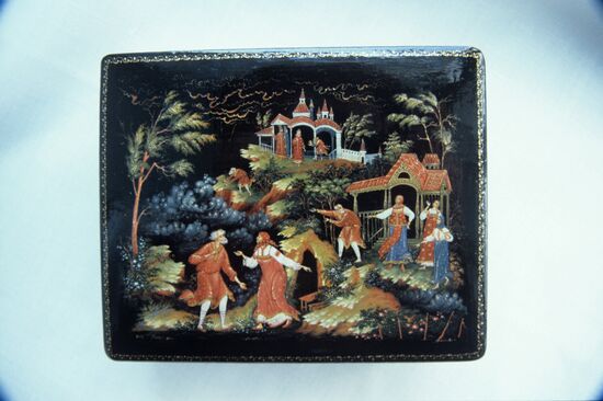 Palekh lacquer miniature