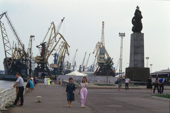 Kherson sea port