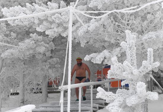 Russia Winter Swimming