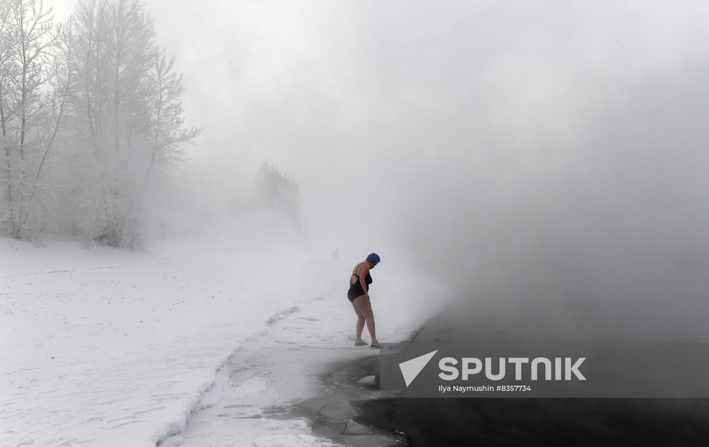 Russia Winter Swimming