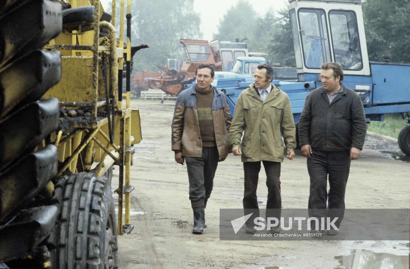 Zapiskis collective farm, Lithuanian SSR