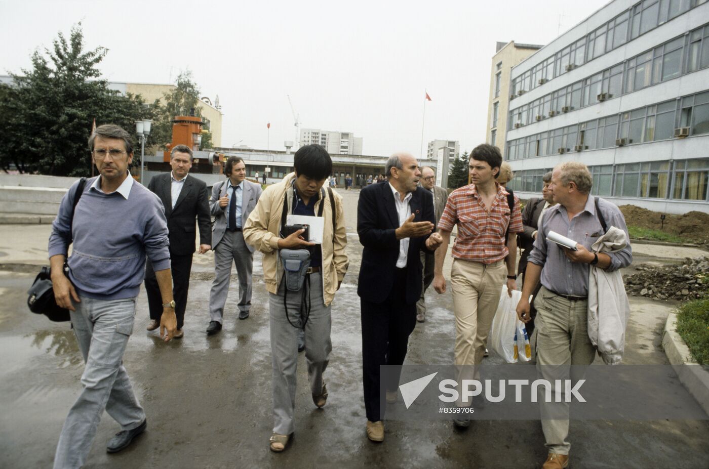 International rally on Soviet cars along Golden Ring of Russia