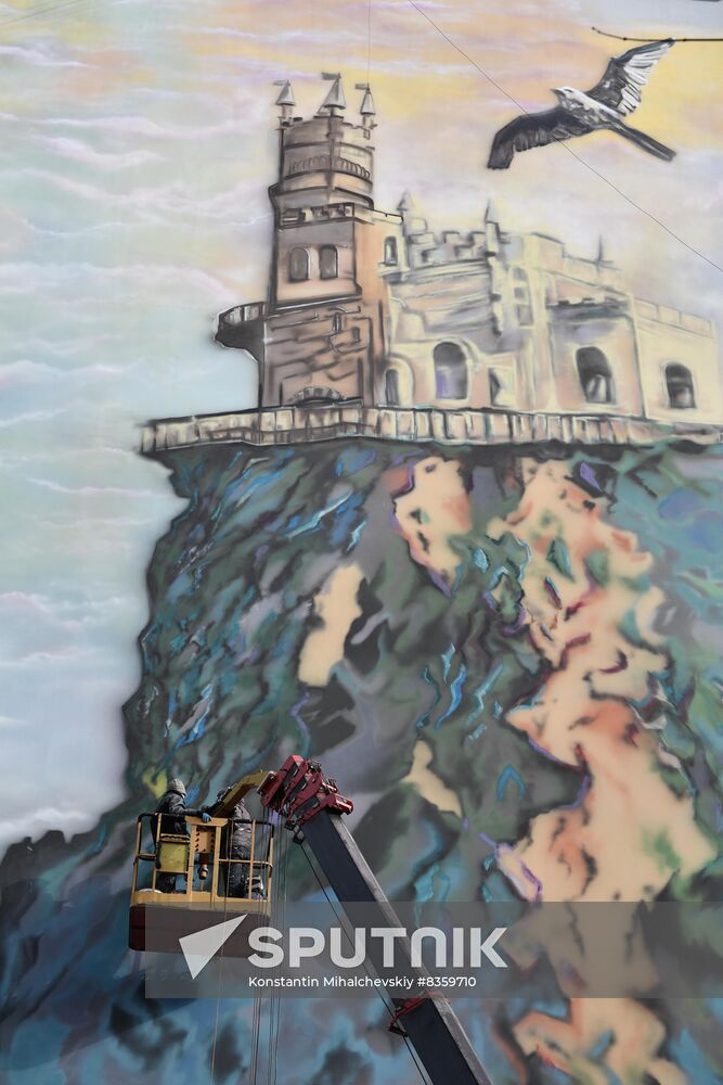 Russia Crimea Murals