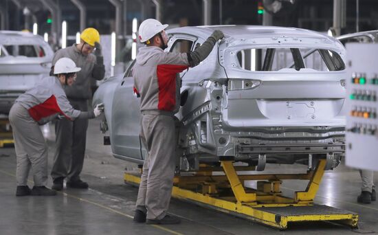 Russia China Car Production