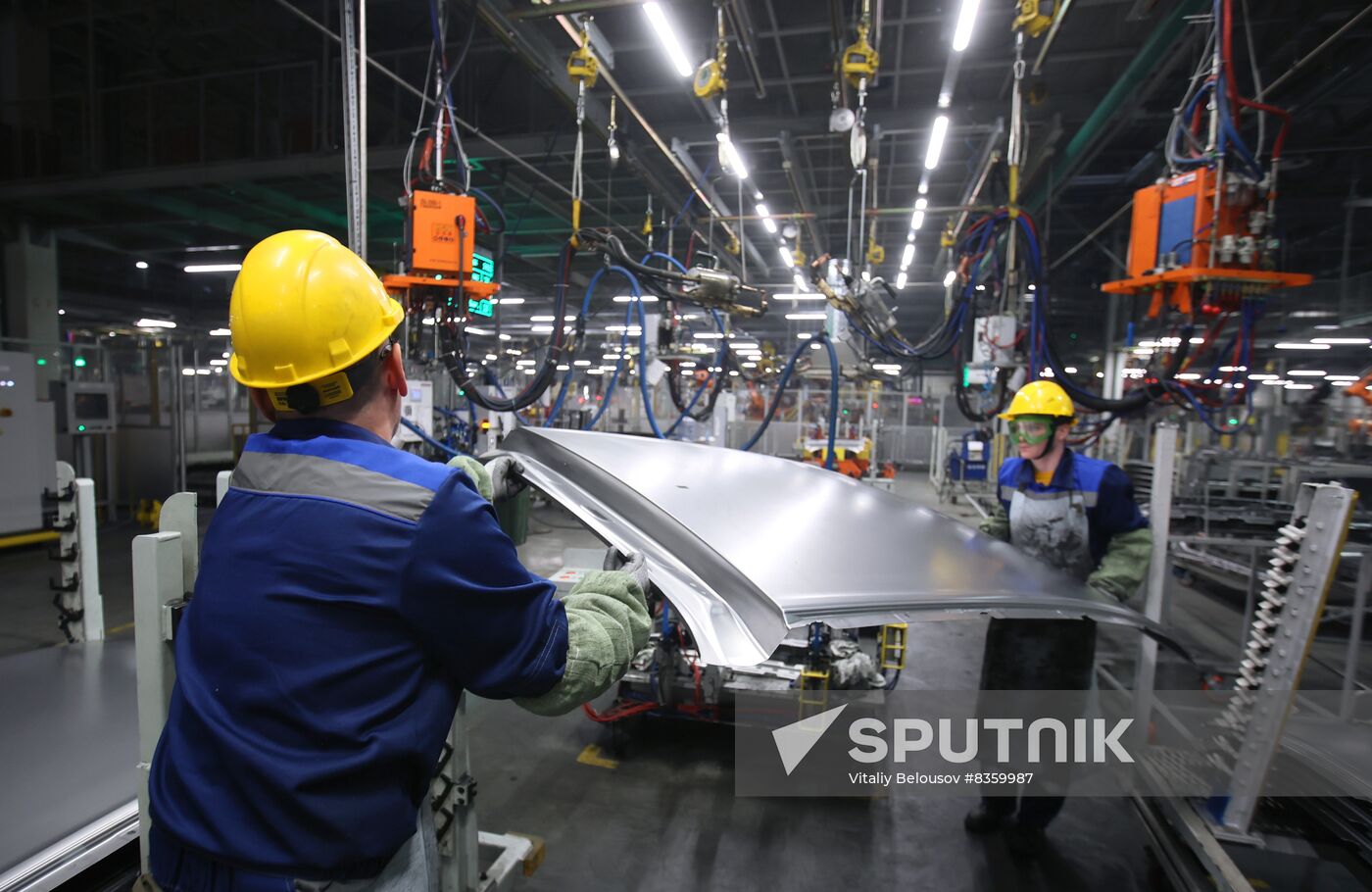 Russia China Car Production