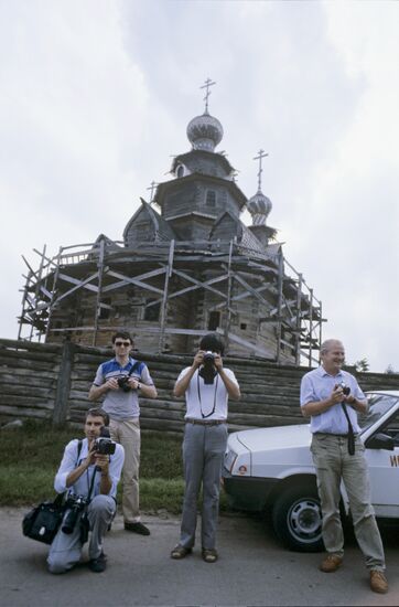 Auto rally involving Soviet cars via Russian Golden Ring Route