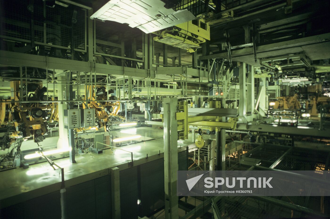 Robotic welding system at Lenin Komsomol Automotive Plant