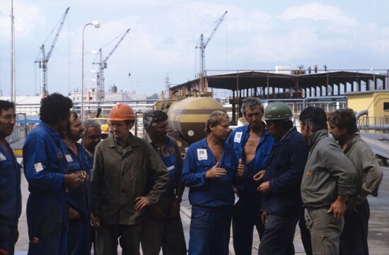 Construction of Krivoy Rog Oxidized Ore Mining and Processing Plant