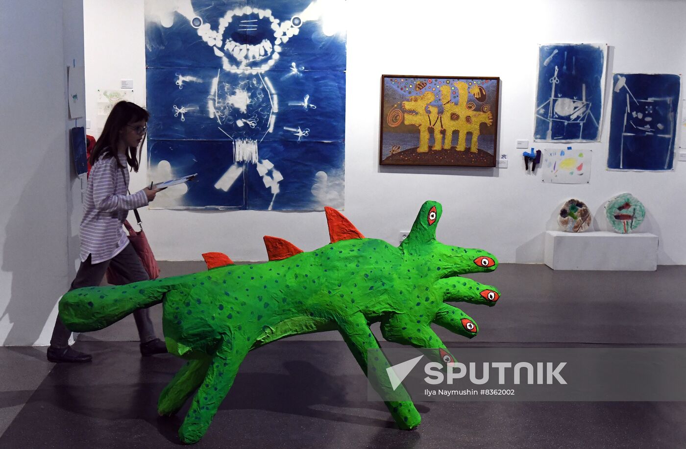 Russia Modern Art Exhibition