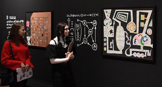 Russia Modern Art Exhibition