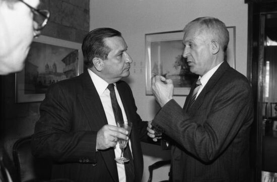 Ambassador of Colombia to USSR speaks to deputy director of USSR Academy of Sciences' Institute of Latin America