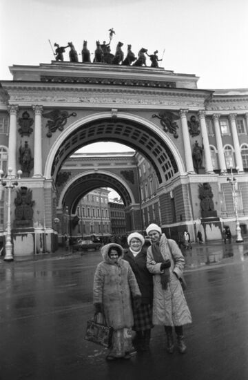 Sanskrit specialist from Sri Lanka Handurukande in Leningrad