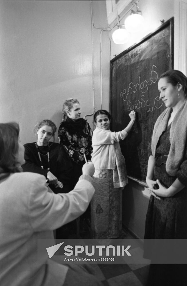 Sanskrit specialist from Sri Lanka Handurukande in Leningrad