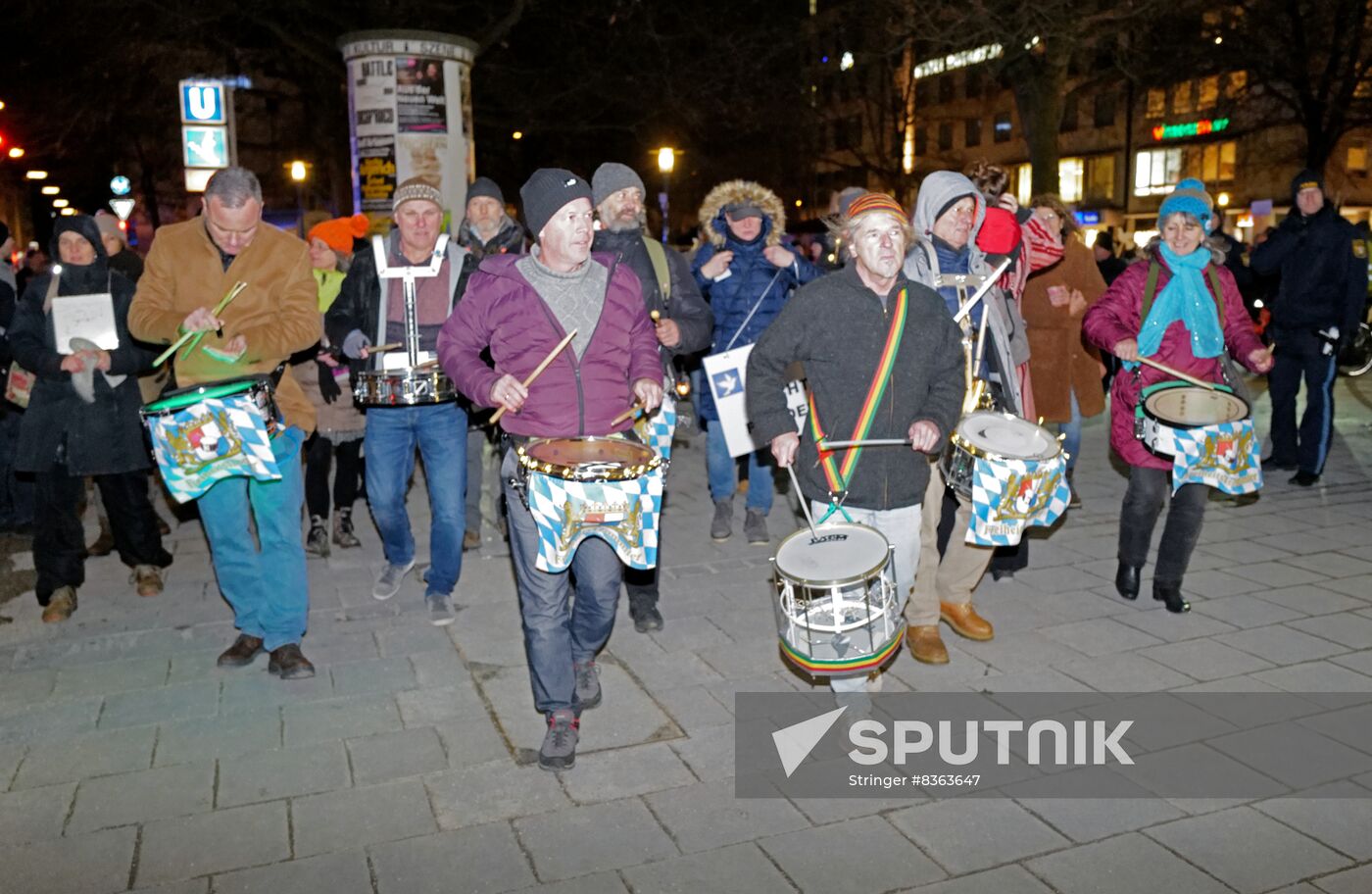 Germany Ukraine Heavy Arms Providing Protest