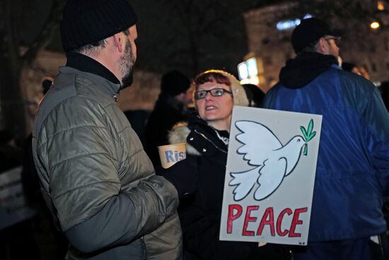 Germany Ukraine Heavy Arms Providing Protest