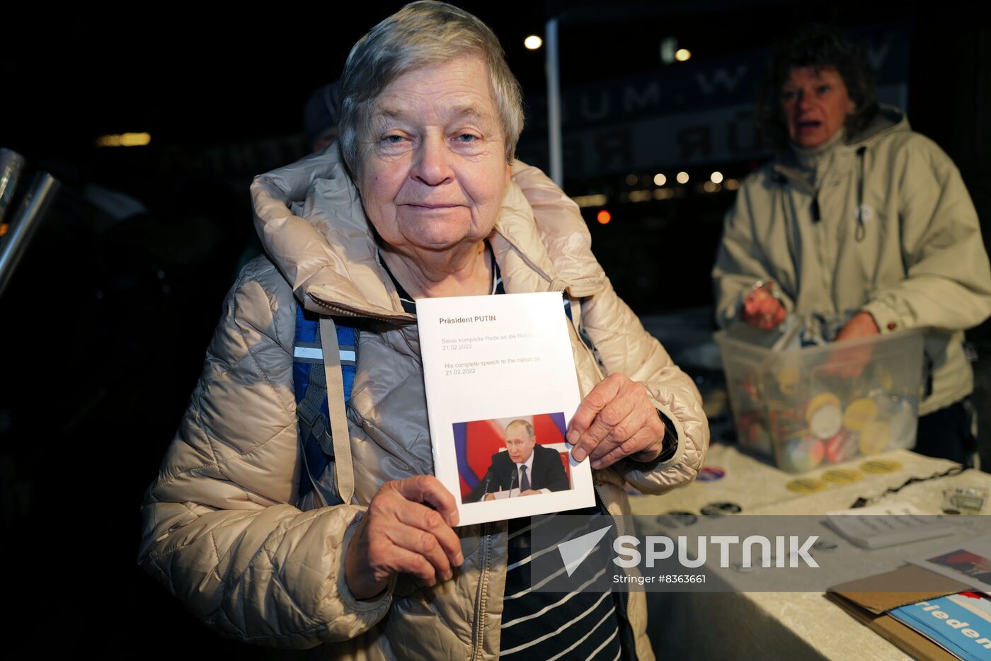 Germany Ukraine Heavy Arms Providing Protest