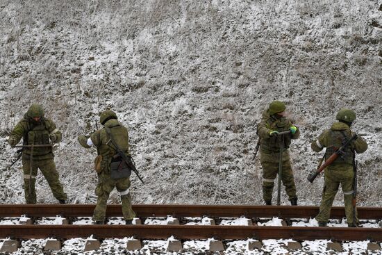 Russia Ukraine Military Operation Railway Troops