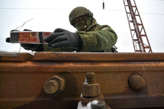 Russia Ukraine Military Operation Railway Troops