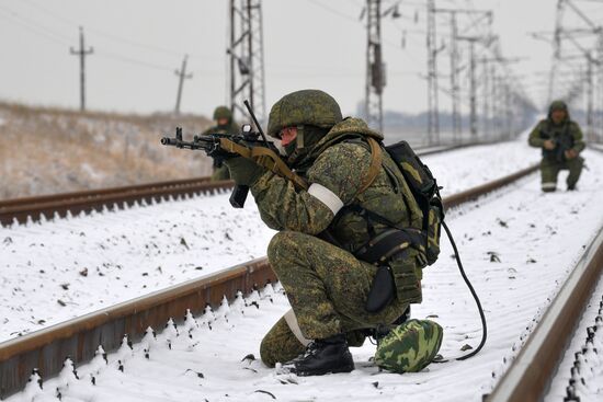 Russia Ukraine Military Operation Railway Troops