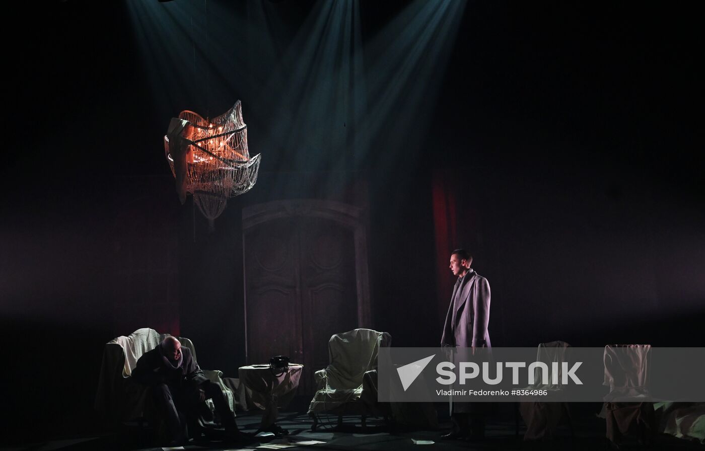 Russia Theatre Flight