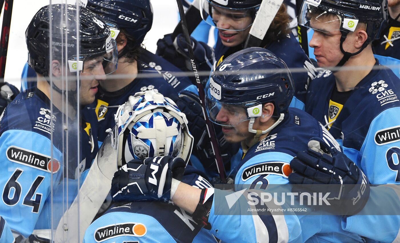 Russia Ice Hockey Kontinental League Sibir - Admiral