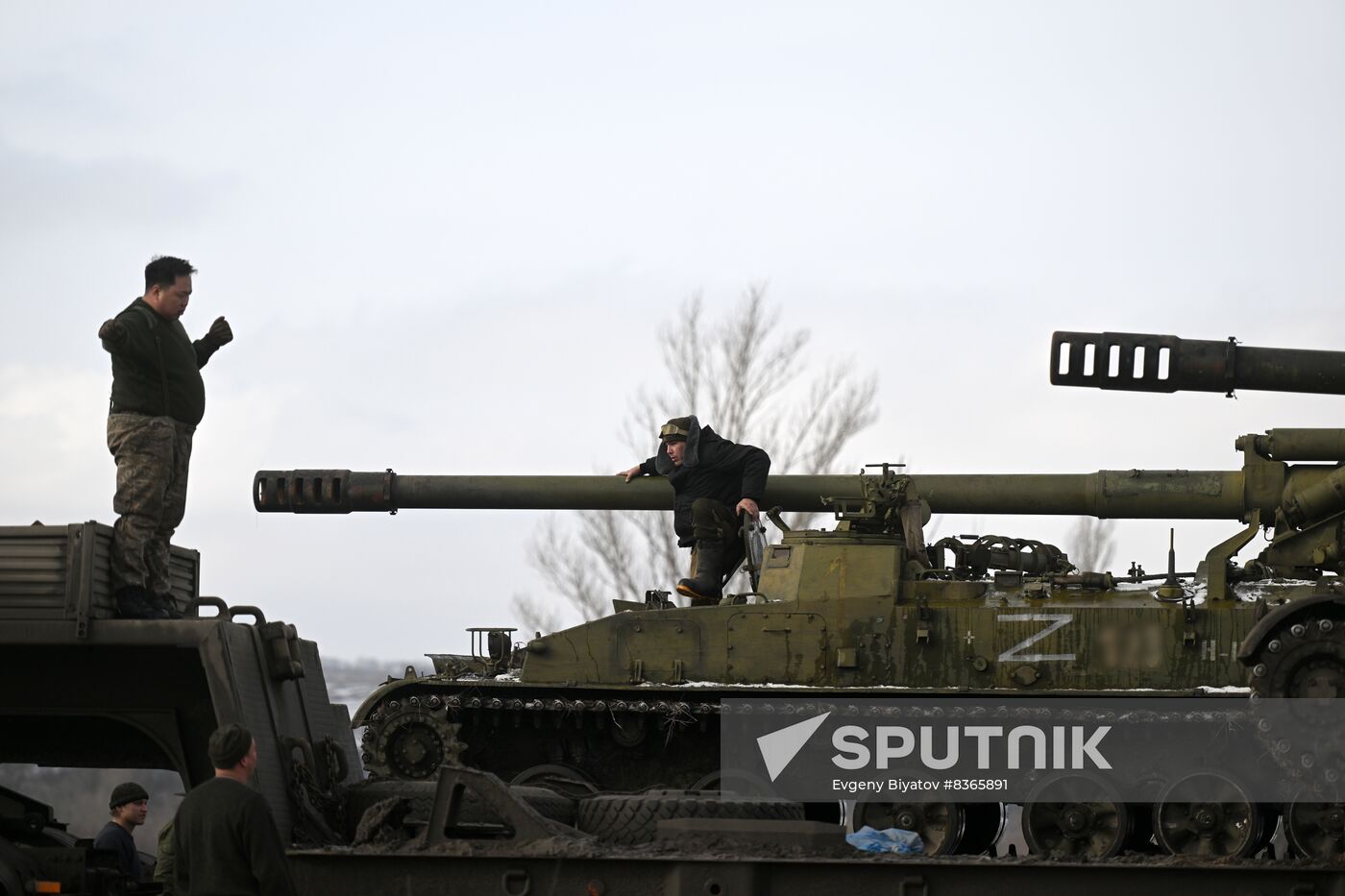Russia Ukraine Military Operation Equipment Transporting