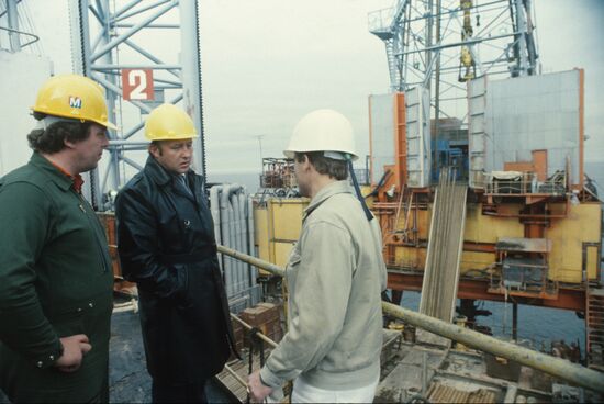 Okha jack-up drilling rig