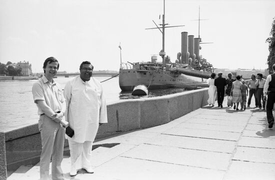 Indian journalist Navin Suri visits USSR