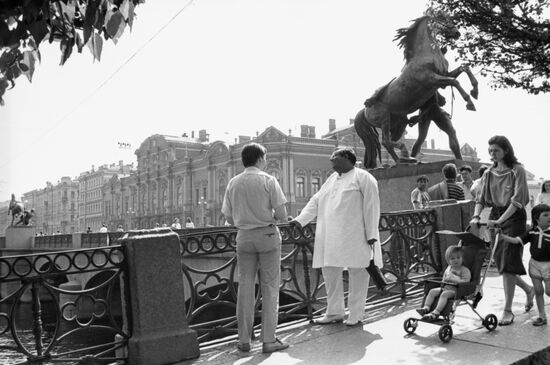 Indian journalist Navin Suri visits USSR