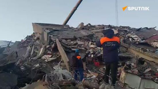 Russian rescuers assisting rescue operations in Turkey's Kahramanmaras