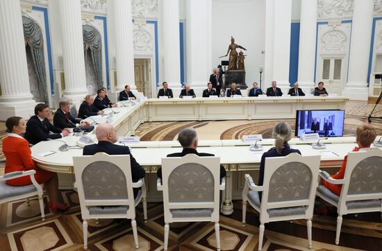 Russia Putin Domestic Civil Aviation Anniversary