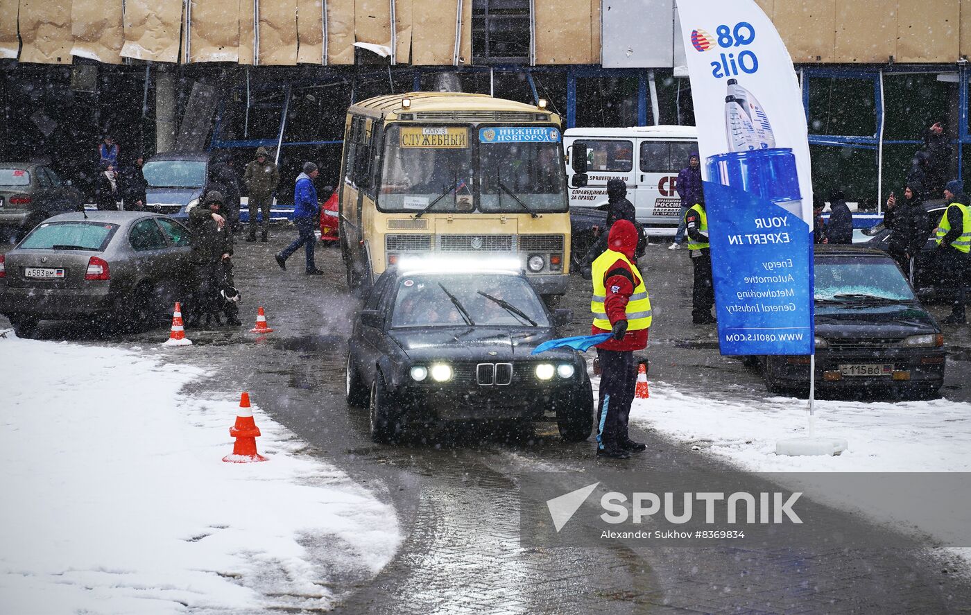 Russia Ukraine Military Operation Auto Slalom
