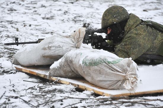 Russia Ukraine Military Operation Reservists Training