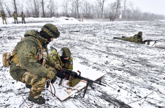Russia Ukraine Military Operation Reservists Training