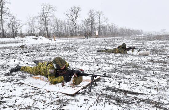 Russia Ukraine Military Operation Reservists Training