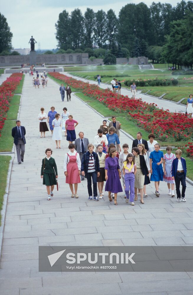 American student Samantha Smith in Leningrad