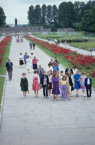 American student Samantha Smith in Leningrad