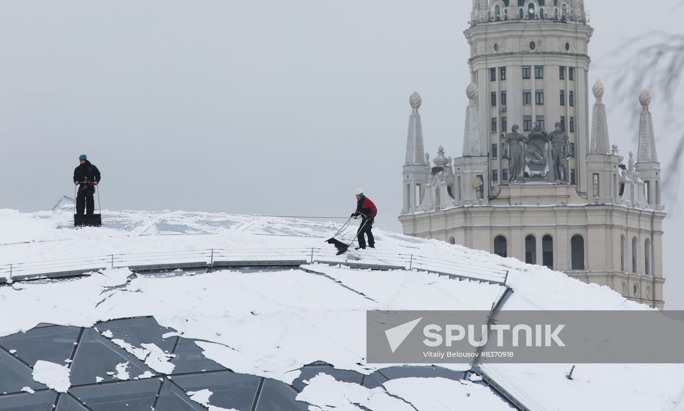 Snowfall in Moscow